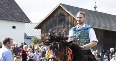 Hermagor servustv Kufenstechen