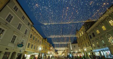 Klagenfurt_Weihnachtsbeleuchtung_Alter_Platz