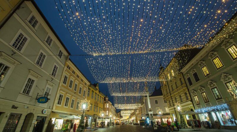 Klagenfurt_Weihnachtsbeleuchtung_Alter_Platz