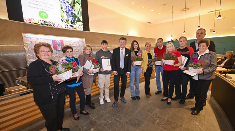 Bei der Veranstaltung "Klagenfurt im Blumenschmuck" werden jährlich die schönsten Blumenarrangements der Stadt geehrt