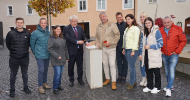 Eine neue Messstation für Smartphones am Rathausplatz in Spittal