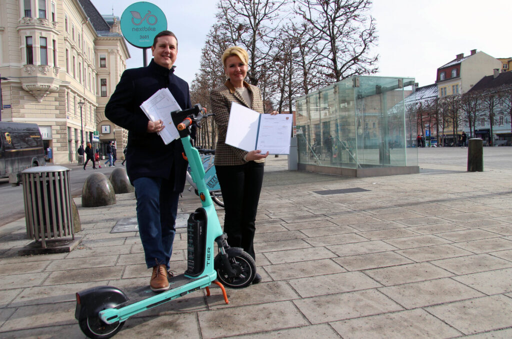 In Klagenfurt werden ab diesem Sommer neue Regeln für Leih-E-Scooter eingeführt