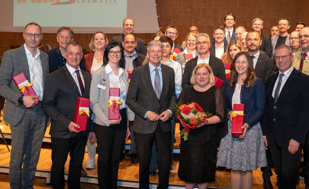 Die Österreichische Blasmusikjugend (ÖBJ) feierte heute ihr 20-jähriges Jubiläum in Ossiach