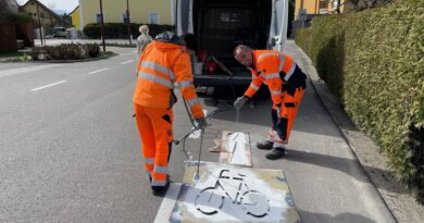 In Wolfsberg wurden diese Woche neue Mehrzweckstreifen für Radfahrer markiert