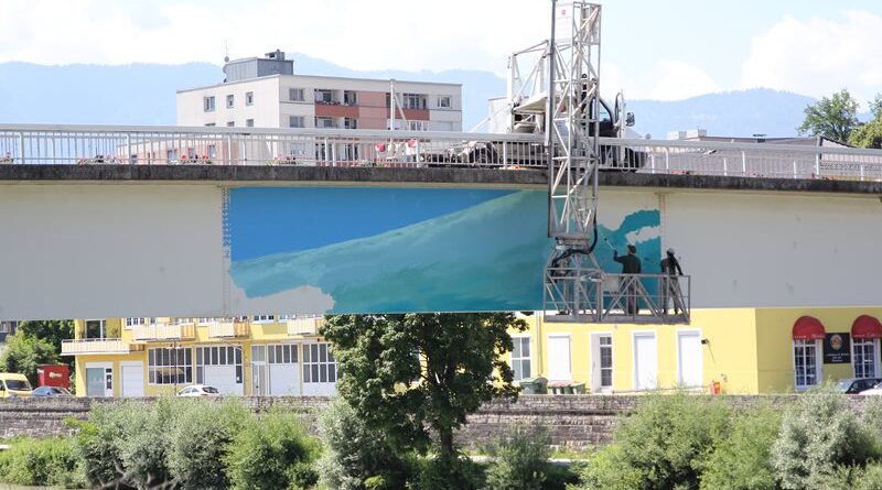 Künstlerduo malt fantastische Vielfalt auf CCV-Brücke