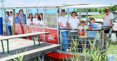 AK-Bücherboot: Entspanntes Schmökern am Wörthersee - AK-Sommerbibliotheken sorgen für Lesespaß