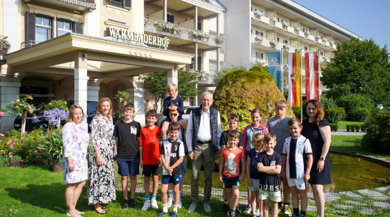 Bundespräsident Dr. Van der Bellen bei der Eröffnung der Sommersportwochen im GTR Warmbad-Villach