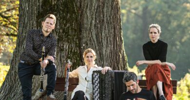 Mitte September können Kulturbegeisterte das Kabarett- und Musikquartett "Klakradl" im CONTAINER 25 erleben