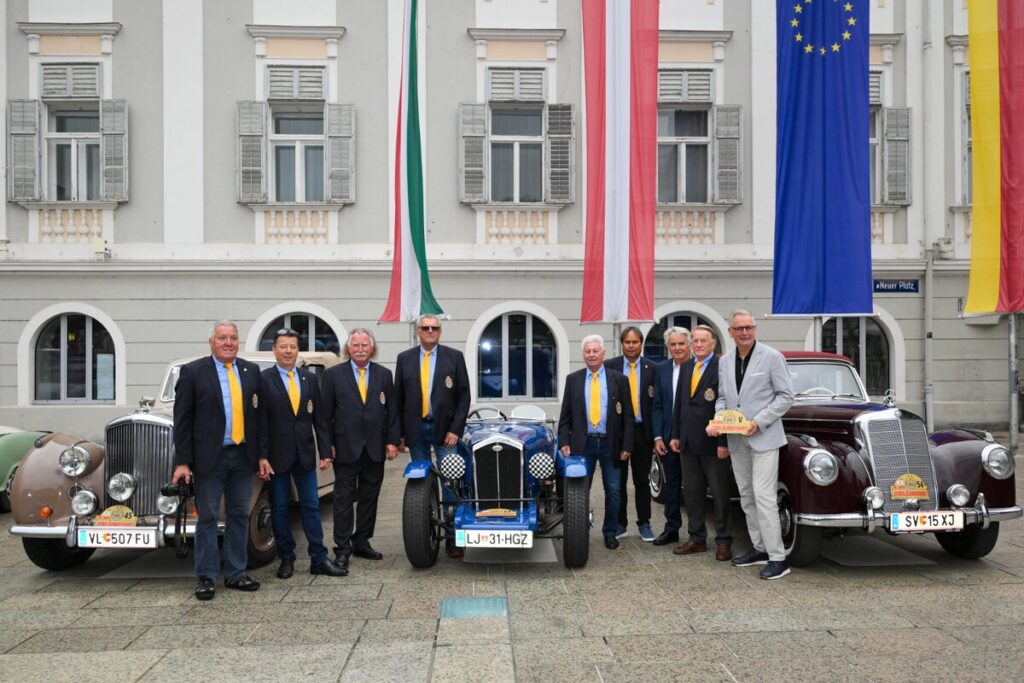 Zur Feier des 50-jährigen Jubiläums des Kärntner Motor Veteranen Club fand heute in der Landeshauptstadt ein Oldtimertreffen statt