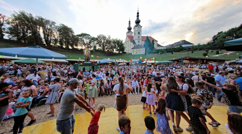 Gackern in St. Andrä im Lavanttal, Verein St. Andräer Geflügelfest