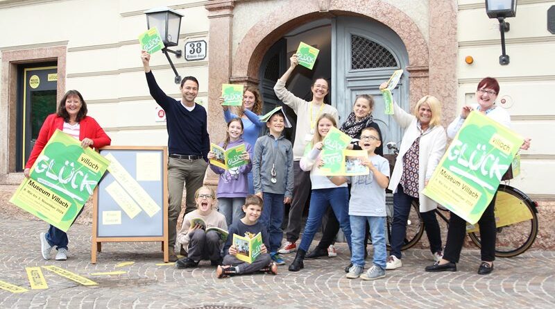 Tag der offenen Tür im Museum: Michaela Frank, Andreas Kuchler, Vera Ortner, Newton Kleewein, Dorit Barda, Gerda Sandriesser, Sandra Bertel, Lara, Tobias, Lina, Elias, Maximilian, Alexander