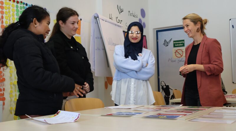 Zum Internationalen Mädchentag findet in Villach und Klagenfurt eine Aktionswoche des Vereins EqualiZ als Genderkompetenzstelle des Landes Kärnten statt.