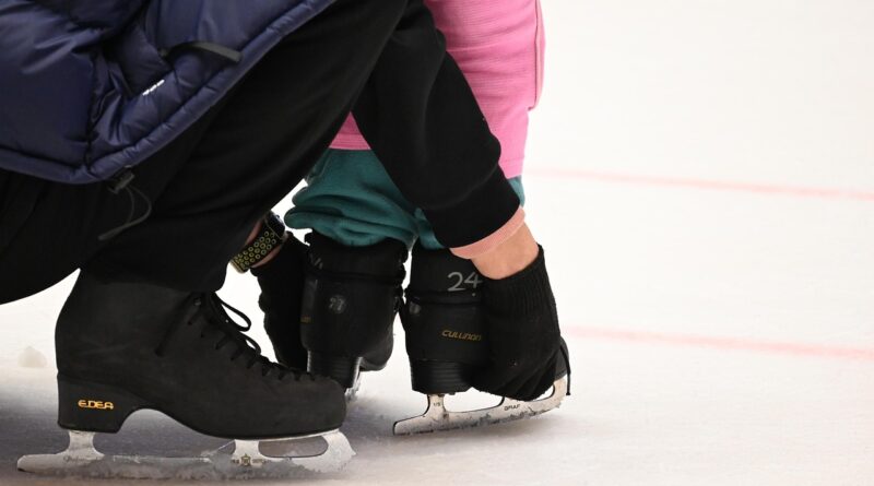 Eisschuhe abschnallen: Der Kreuzberglteich ist für heute gesperrt